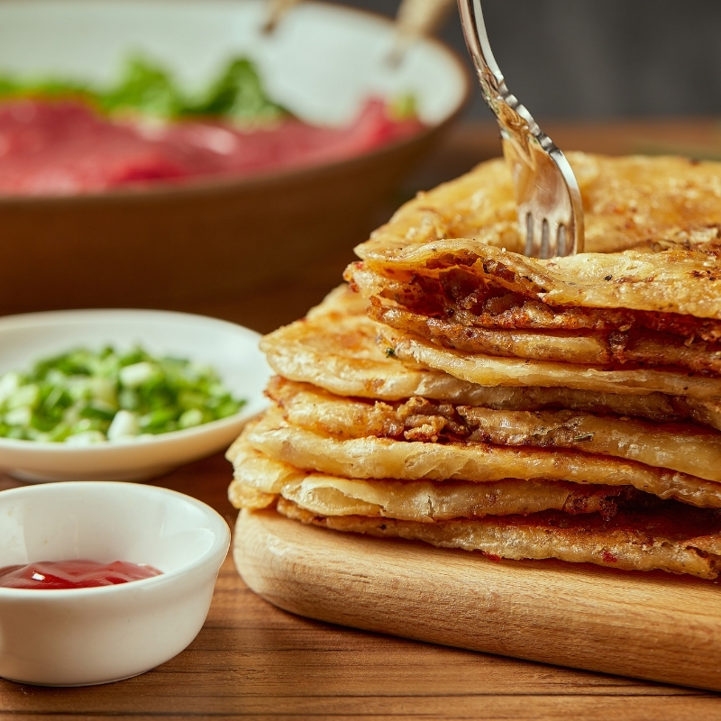 湖北粮全其美食品有限公司香辣牛肉玉米锅盔好吃美味可定制，销量全国领先